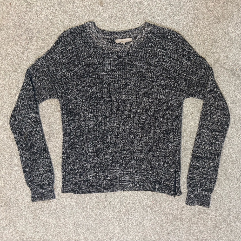 Banana Republic Charcoal Crew Neck Sweater Size S